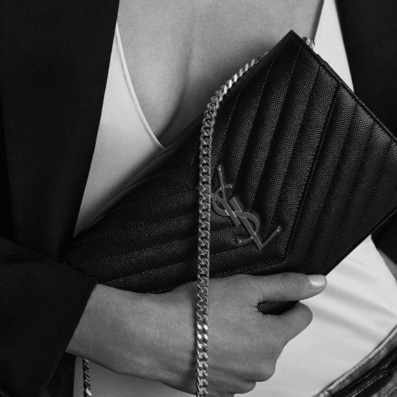 Saint Laurent - Picture 2 of 13